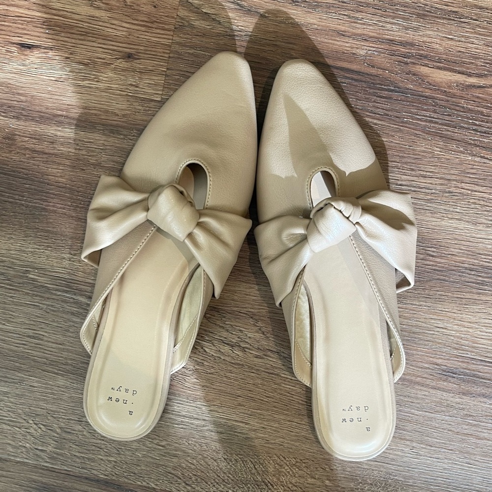 Size 11 slipper shoes